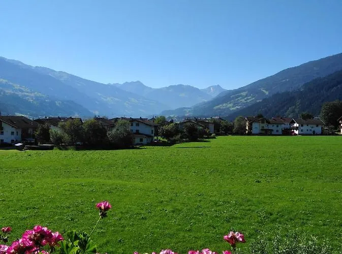 Traumblick Apartment Fuegen